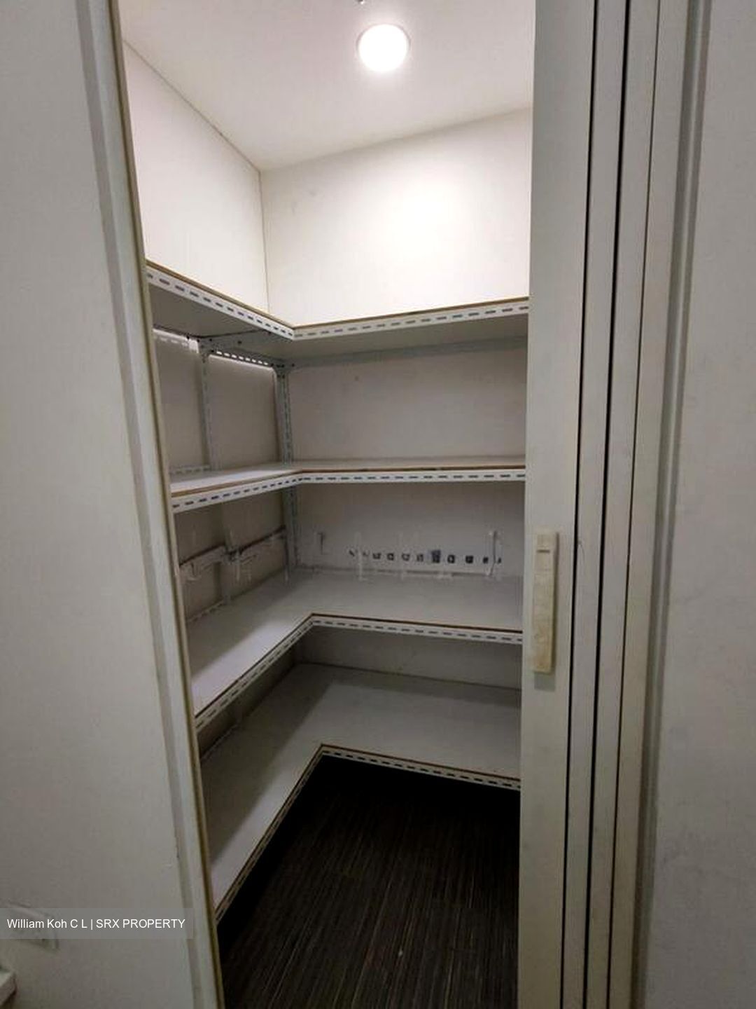 Woodlands Bizhub (D27), Factory #502836181